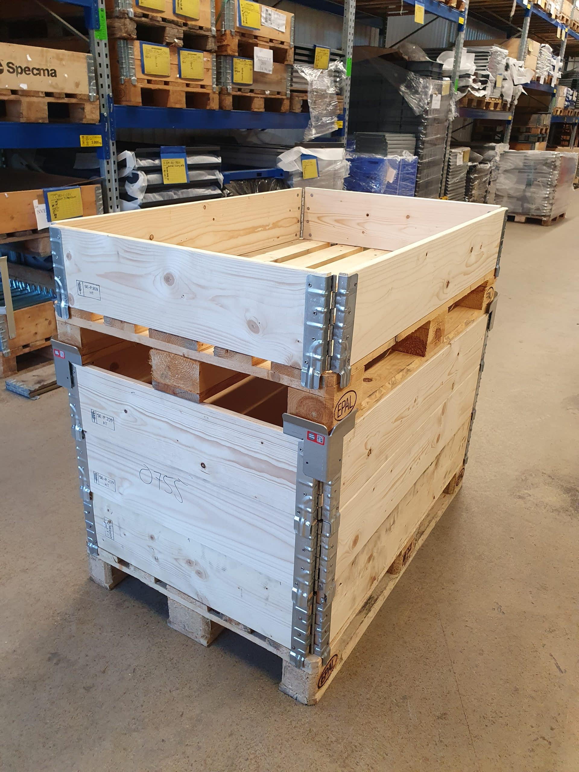 20201126 102429 scaled Galvanized steel stacking corners t=3mm - image 3