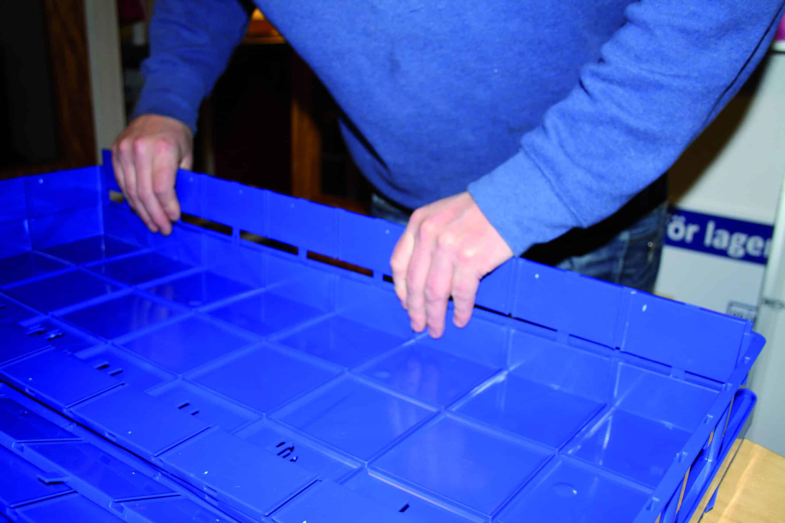 Flexibox, 800 x 600 mm, 48 compartment, height 100 mm, blue - image 4 Flexibox, 800 x 600 mm, 48 compartment, height 100 mm, blue - image 4